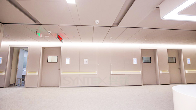 成都興鐵與資陽兒童醫院合作案例 醫院專用護墻板